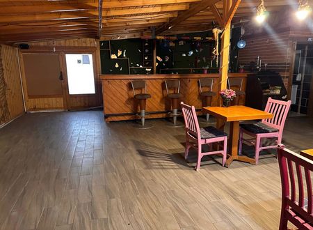 Royalty Ezel Hotel Restaurant 2