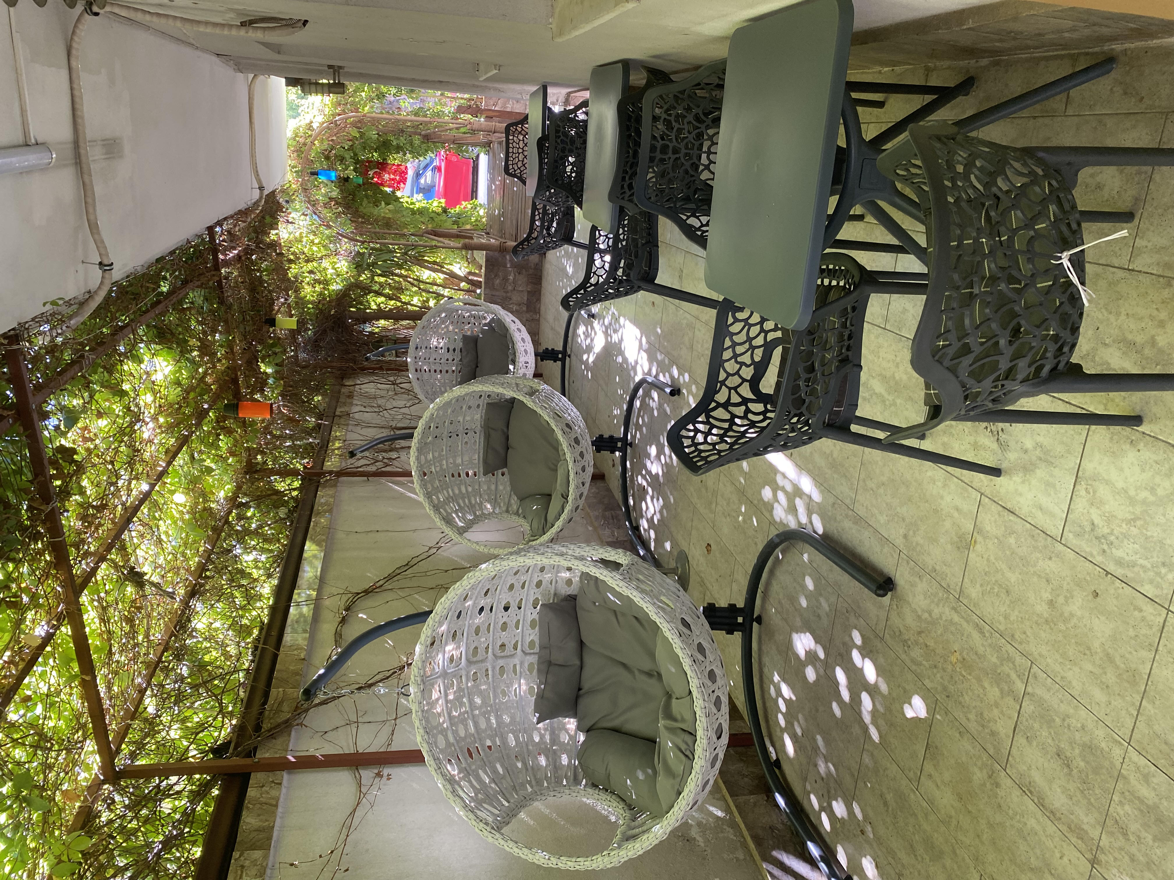 Royalty Ezel Hotel Veranda